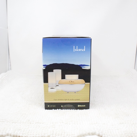 Ohana Island 3 Piece Wireless Light & Audio System - Picture 2 of 8